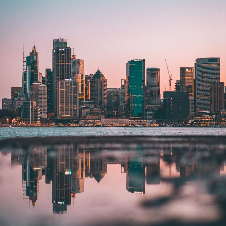 Family routine and school logistics in Amsterdam